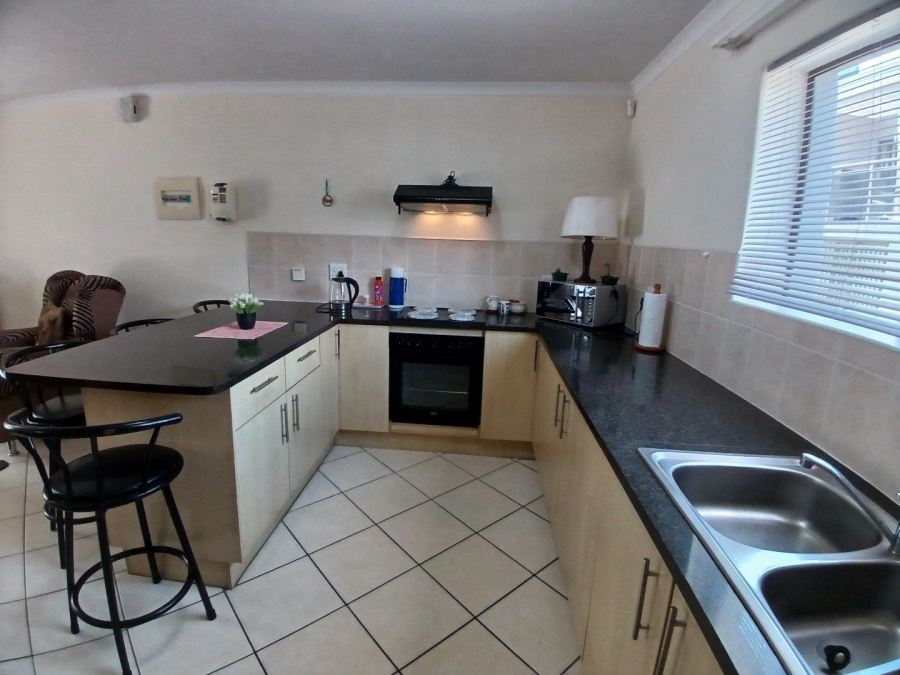 2 Bedroom Property for Sale in Hartenbos Central Western Cape
